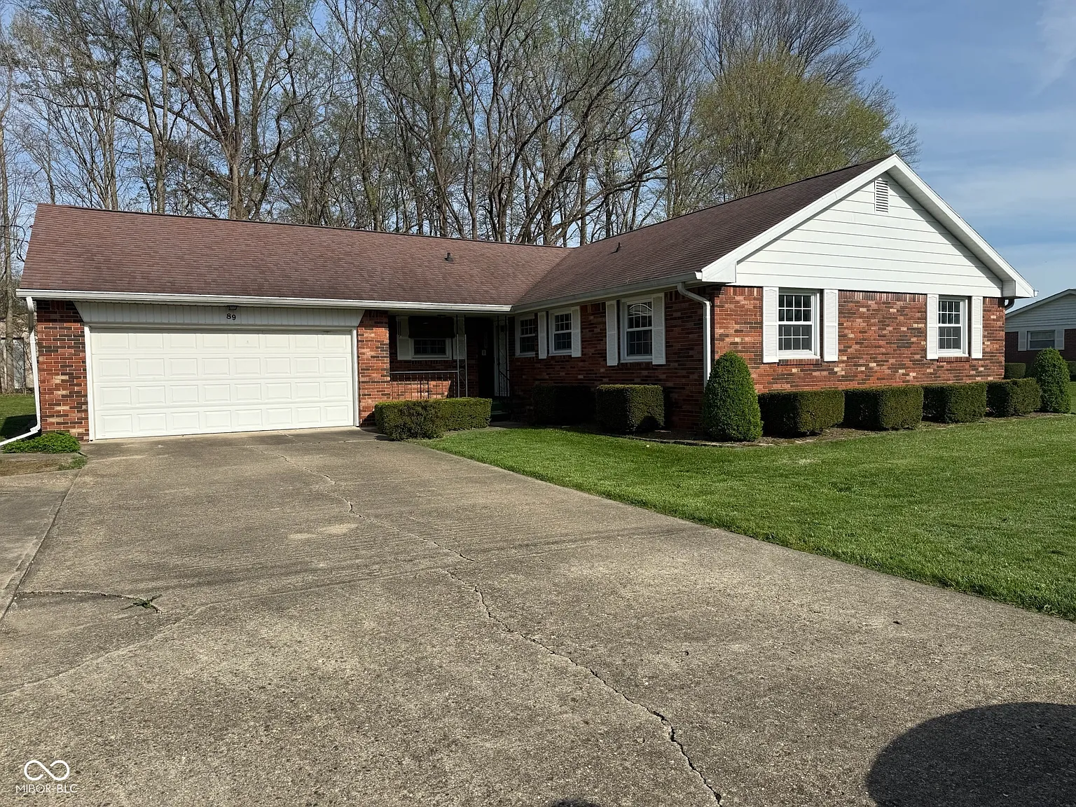 89 Judy Dr photo 1