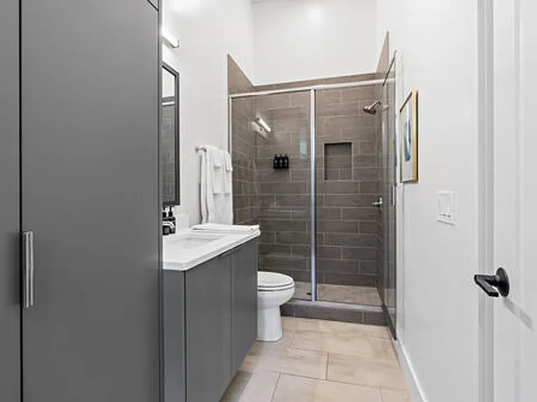 788 Bonaventure Ave NE — Photo 11