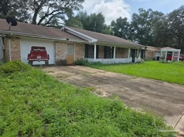 6869 Devonshire Cir, Pensacola, FL 32506