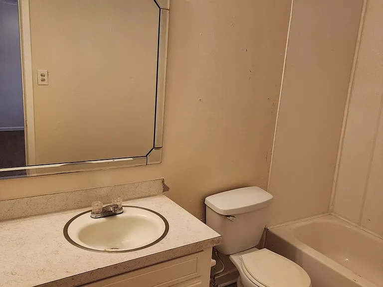 Swiss Village Apartments — Photo 20