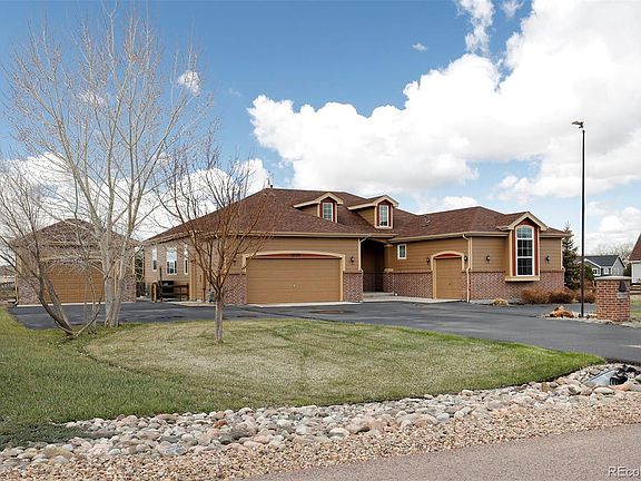 3rd image of 42129 Las Colinas Dr