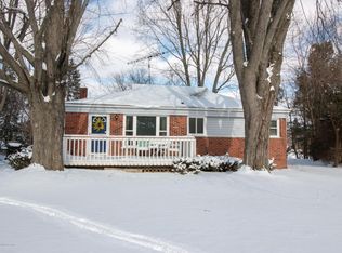 2515 Afton Pl, Lansing, MI 48906