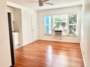 7120 Hawthorn Ave #17, Los Angeles, CA 90046