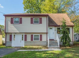71 River Dr, Lake Hiawatha, NJ 07034