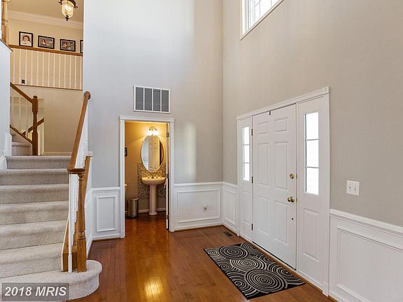 3rd image of 5853 Cranswick Ct