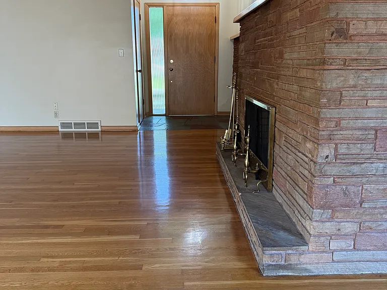 3735 Pace Blvd — Photo 5