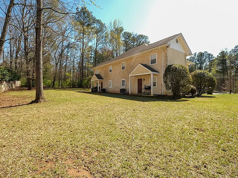 1535 Cedar Shoals Dr #A — Photo 5