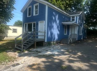 7 Governor St, Oswego, NY 13126