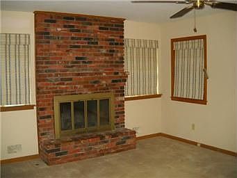4th image of 10919 Elmwood Dr
