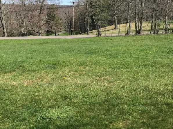 210 Ridge Point Cir, Daniels, WV 25832