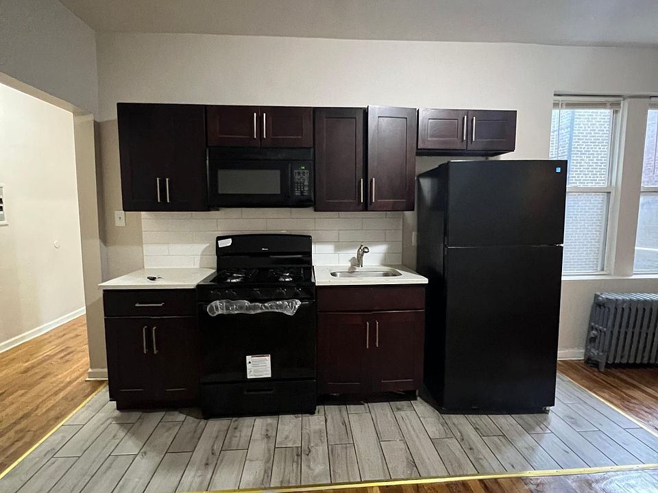 1st image of 384 Union Ave #109