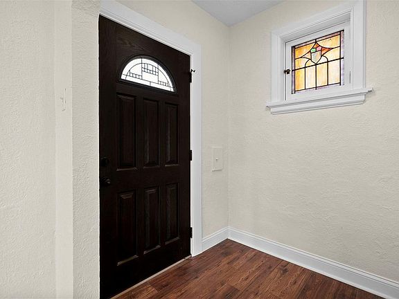 5th image of 4170 Tyrolean Ave
