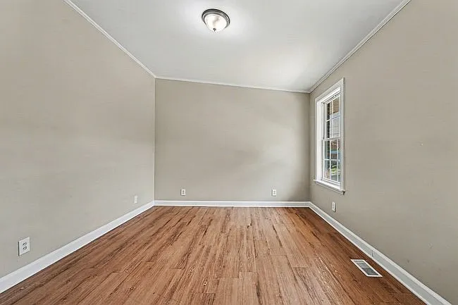 513 Saunders Pl #A — Photo 6
