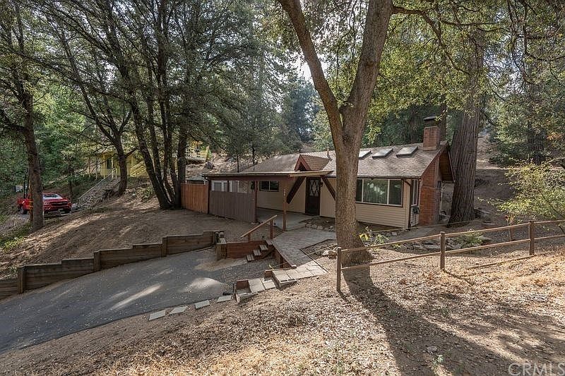 1st image of 122 Wylerhorn Dr