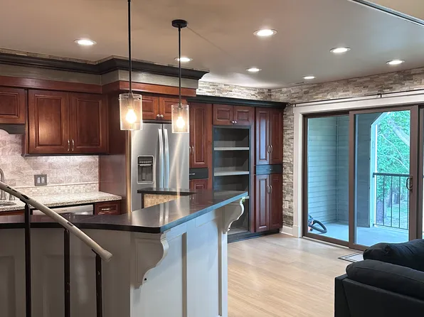 56 Summit Ct, Marlton, NJ 08053