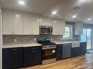 105 Dunhams Corner Rd, East Brunswick, NJ 08816