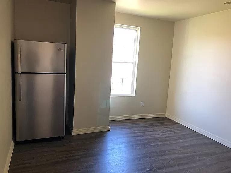 1st image of 435 N 4th St APT B