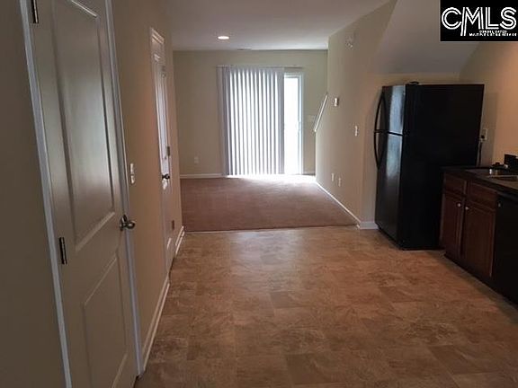 2nd image of 123A Winterberry Ln