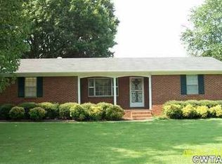 140 Jaycee Dr, Bells, TN 38006