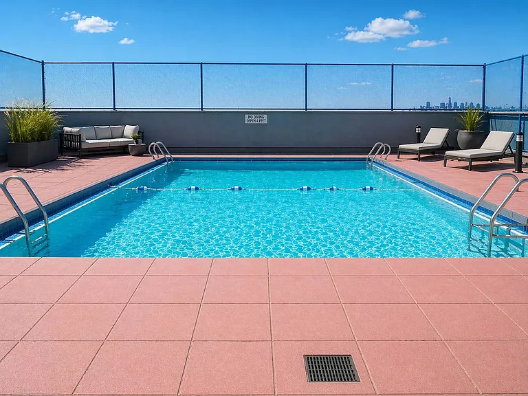 1401 Ocean Ave #1K — Photo 13