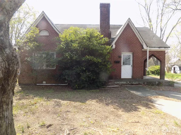 303 W Church St, Cherryville, NC 28021
