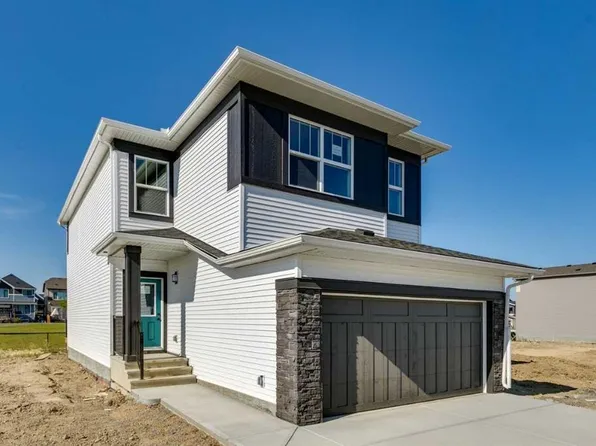 98 S Creekstone Pl SW, Calgary, AB T2X 5E1