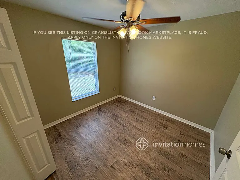 908 Biscayne Dr — Photo 9