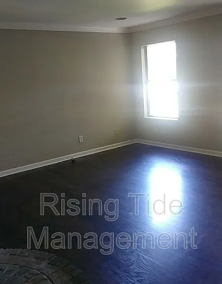 7229 President St — Photo 11