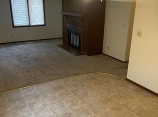 3525 N Kingston Dr #3513-1, Peoria, IL 61604