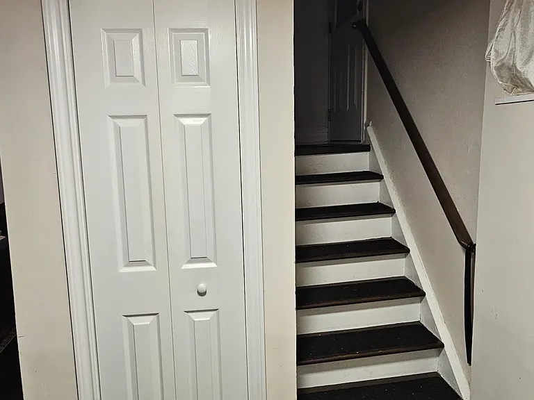 61 Farmbrook Rd #BASEMENT — Photo 6