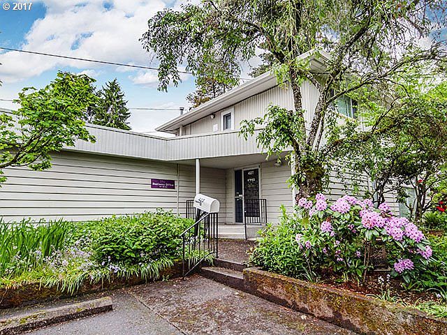 1st image of 427 SE 8th Ave