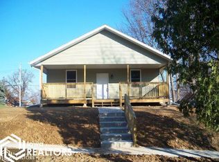1102 S 4th St #TOWNHOUSE, Burlington, IA 52601