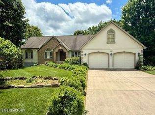 25 Shawnbury Point, Crossville, TN 38558