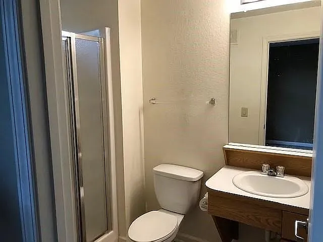 1 bed, 1.0 bath, 799 sqft, $800 — Photo 3