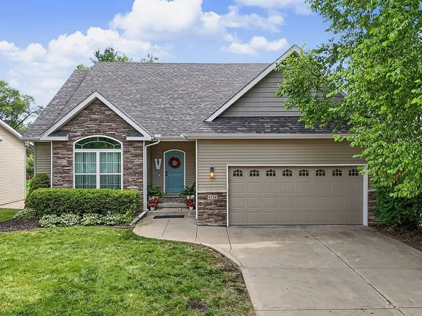 4734 Sawyers Dr, Des Moines, IA 50310