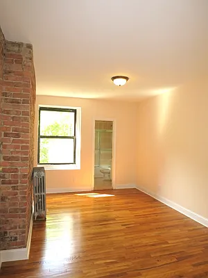 Rented by Citi Habitats | media 16