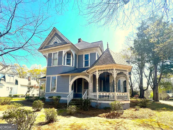 29 S Tusten St, Elberton, GA 30635