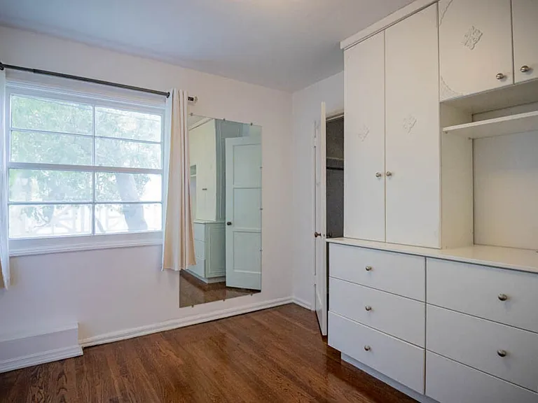 12056 Laurel Terrace Dr — Photo 10