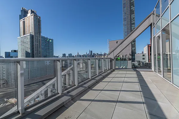 Rented by The KCI Group | media 60