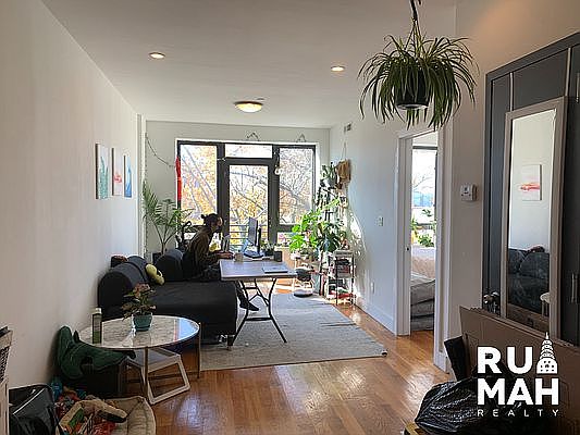 2nd image of 194 Stuyvesant Ave #42