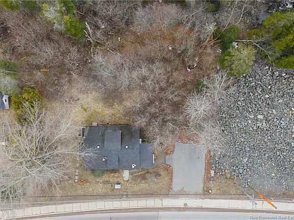 3rd image of 106 Letete Rd