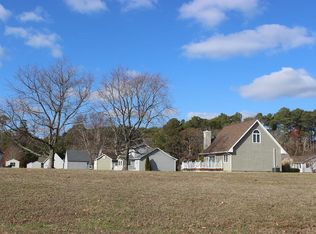 79 Yardarm Dr, Greenbackville, VA 23356