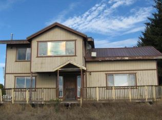 2372 Sunset Ridge Rd, Blocksburg, CA 95514