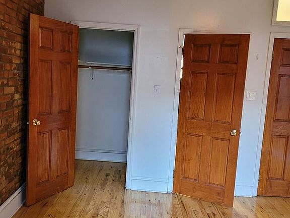 4th image of 376 Grand Ave #1