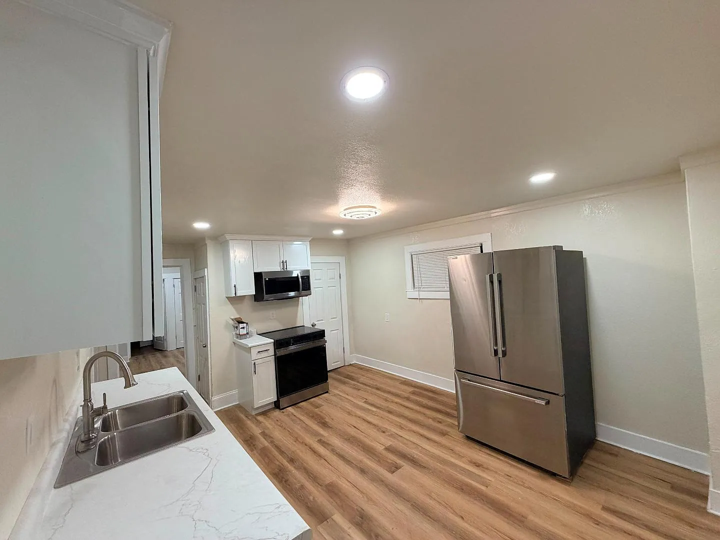 2235 N Dr William Finlayson St — Photo 2