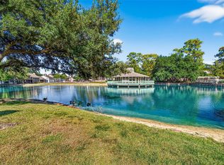 186 Old Bridge Lk, Houston, TX 77069