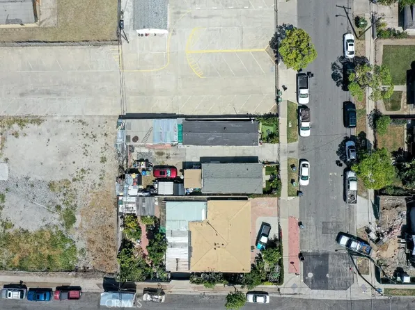 1831 W 3rd St, Santa Ana, CA 92703