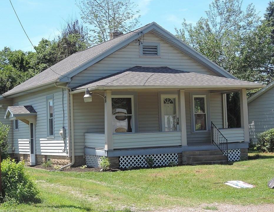1st image of 1414 Delaware Dr SE