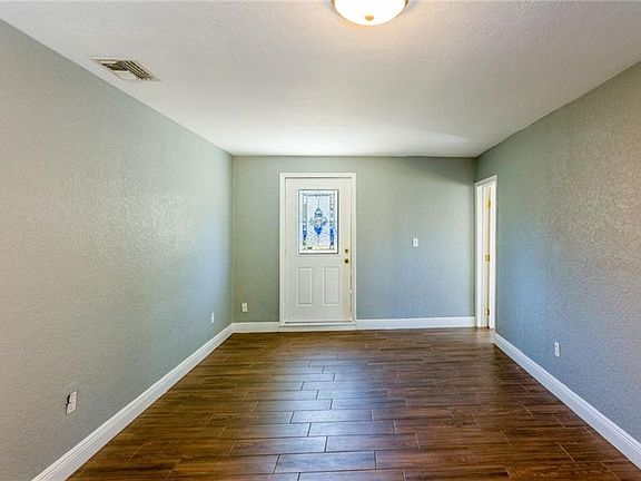 3rd image of 2707 Hilmer Ct