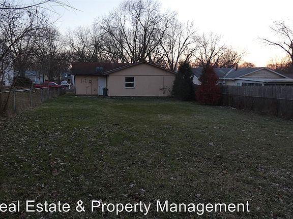 3rd image of 3803 W Vinton Ave